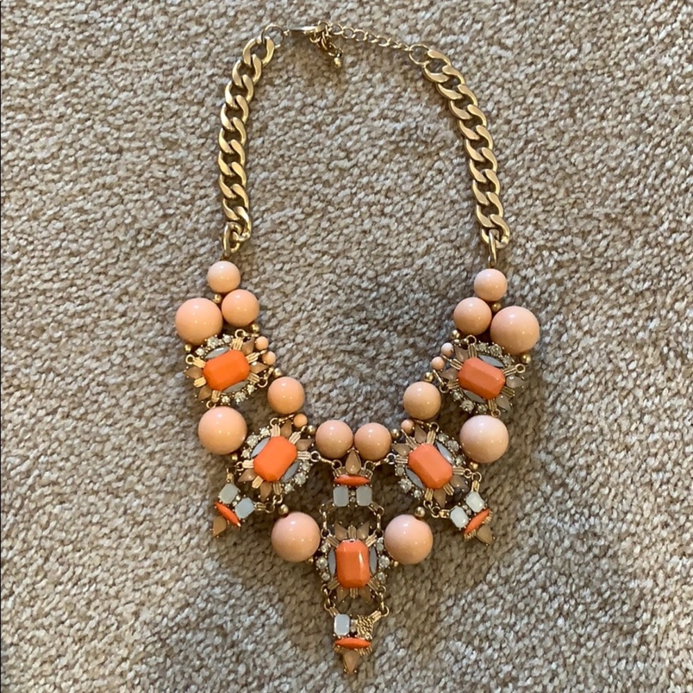 Statement necklace